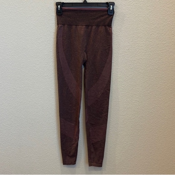 PINK Victoria’s Secret Seamless High Waist Leggings Size X-Small - Picture 2 of 7